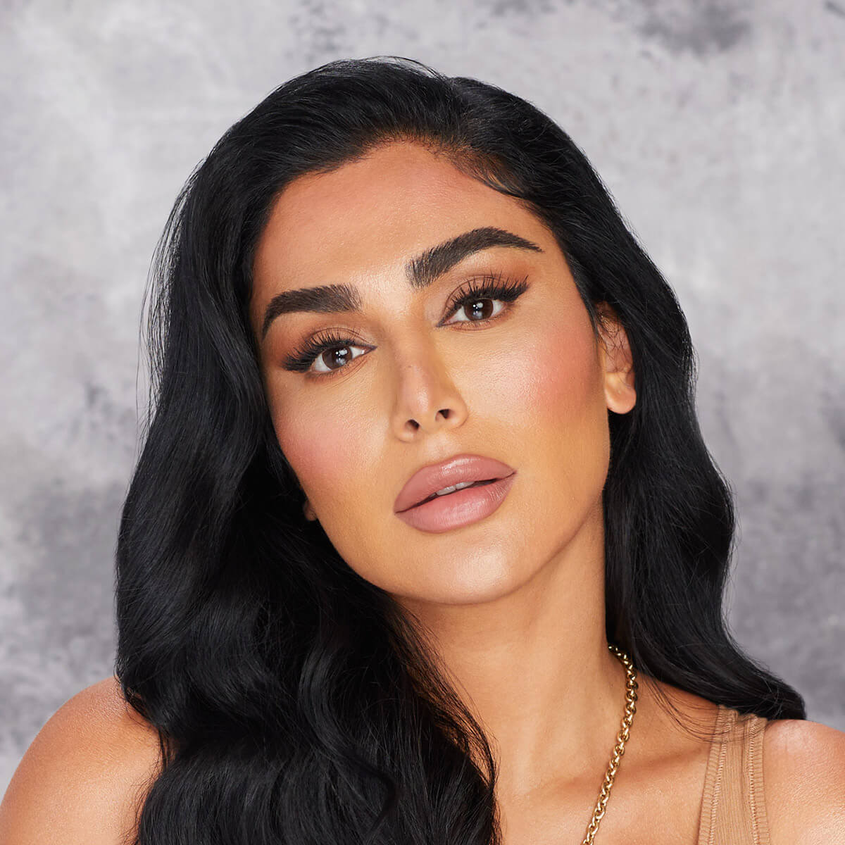 Huda Kattan Net Worth 2022 .